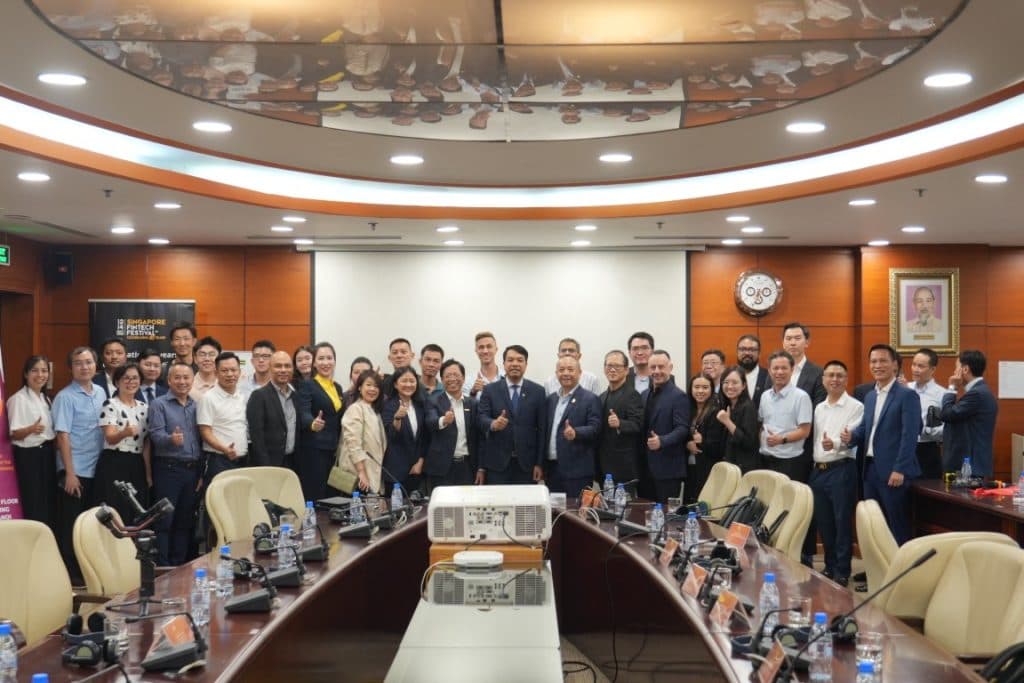 Vietnam-Singapore Fintech Bridge